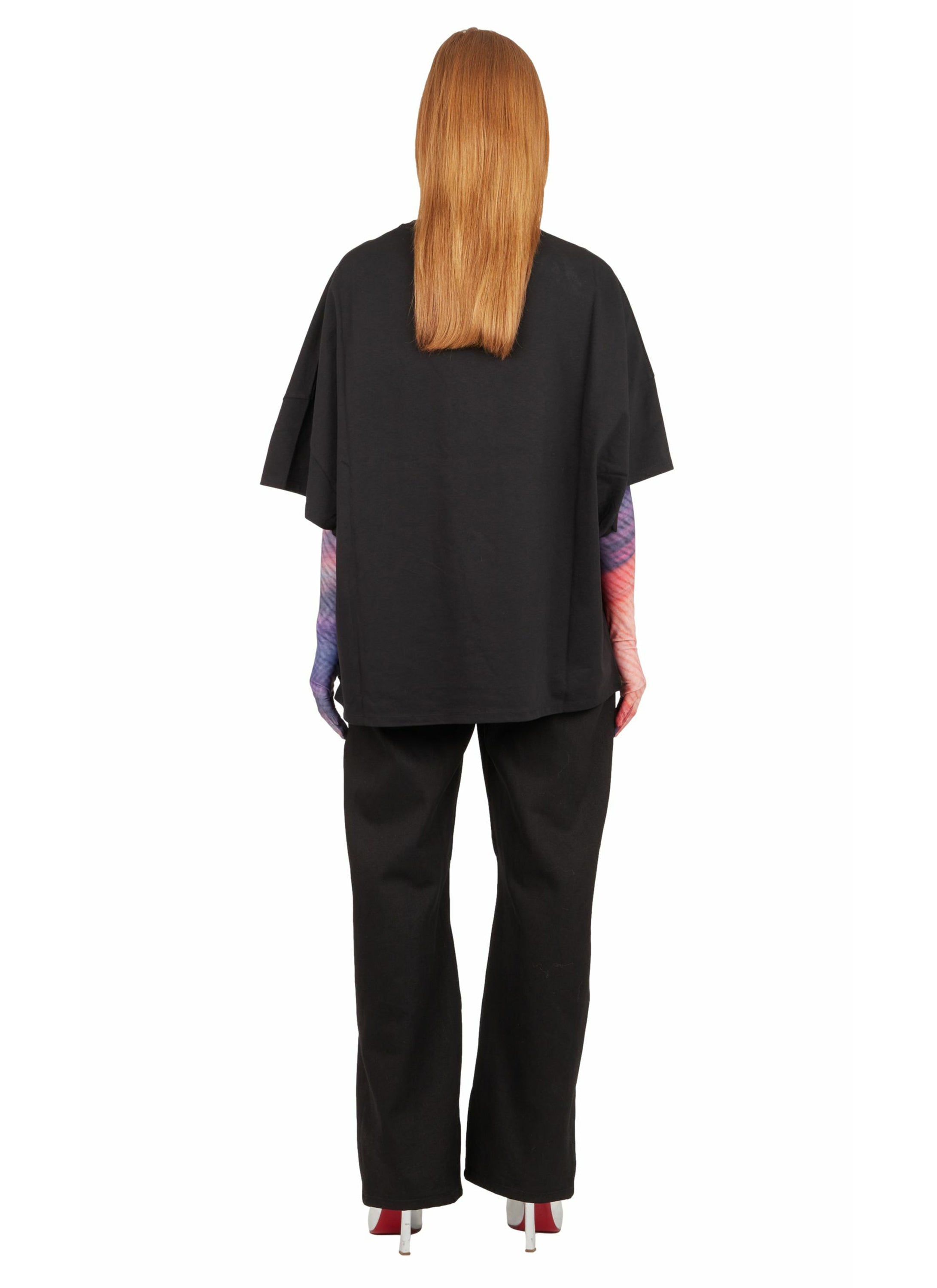 UNISEX OVERSIZED TEE- SHIRT WITH FRONT POCKET