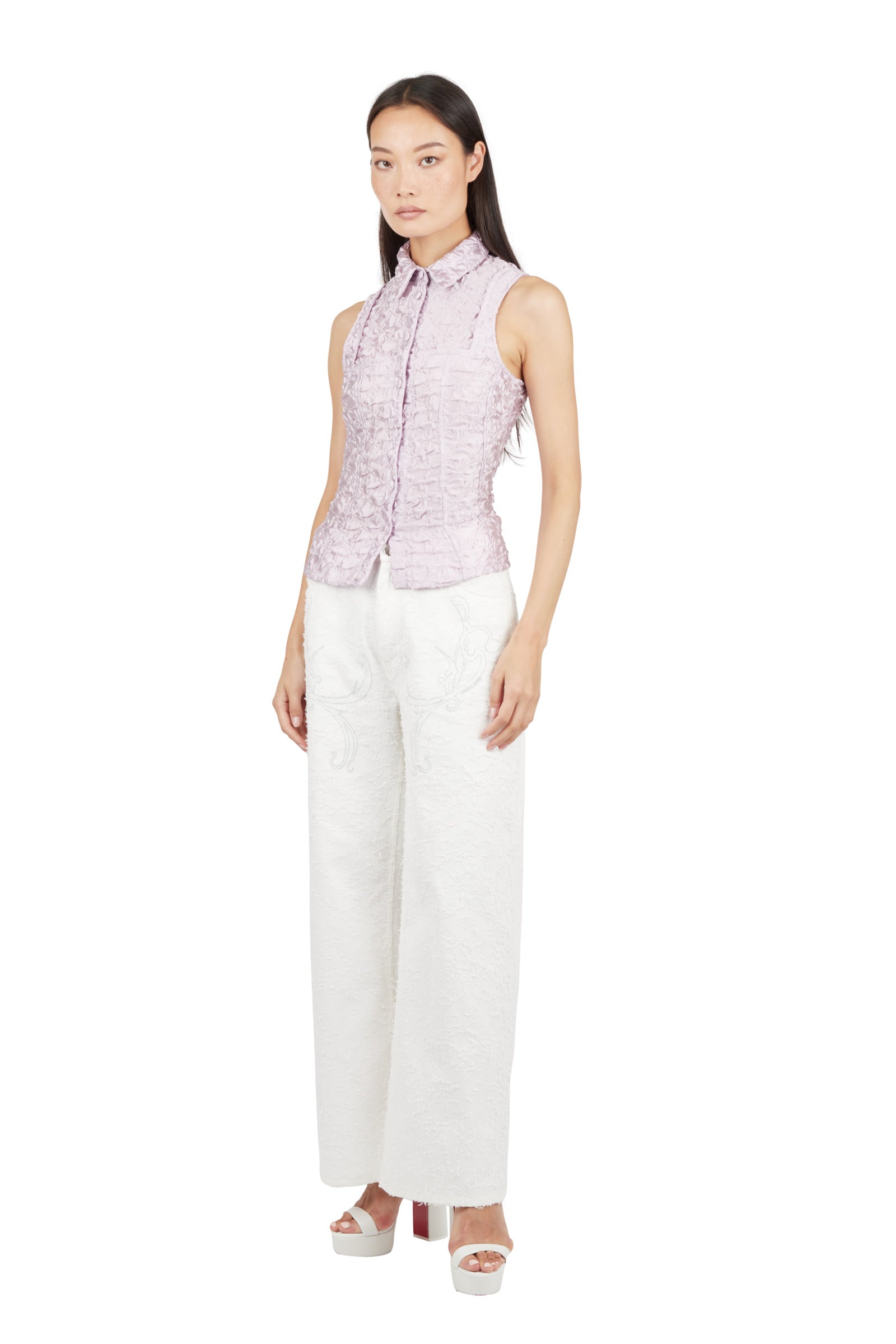 SLEEVELESS BUTTON-UP TOP