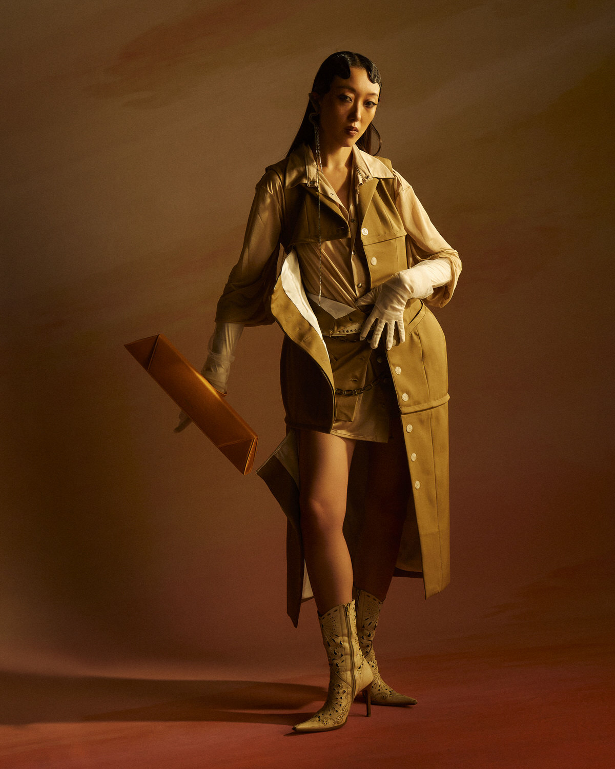 FITTED SLEEVELESS BLAZER/COAT